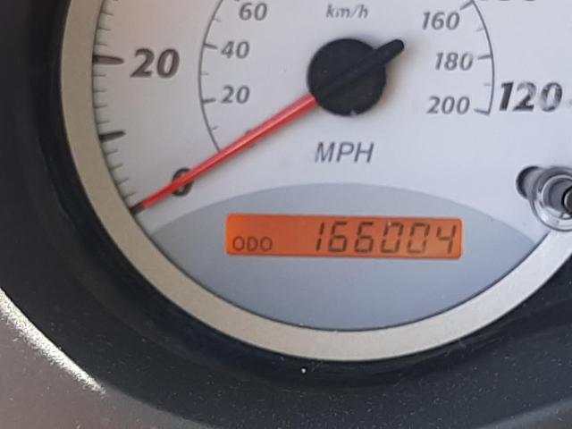 Photo 8 from auction – 2004 TOYOTA RAV4 with VIN JTEHD20V646016202