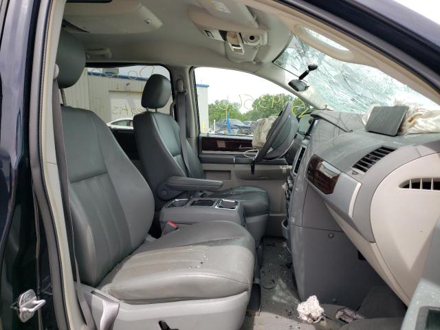 Photo 5 from auction – 2010 CHRYSLER TOWN & COU with VIN 2A4RR5DX3AR201068