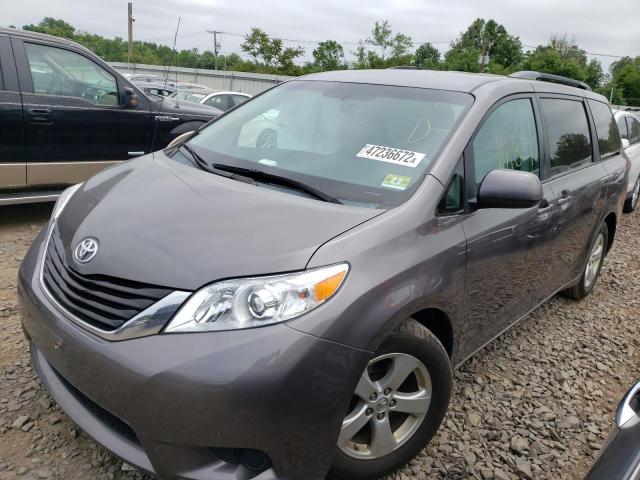 Photo 2 from auction – 2014 TOYOTA SIENNA LE with VIN 5TDKK3DC2ES471029