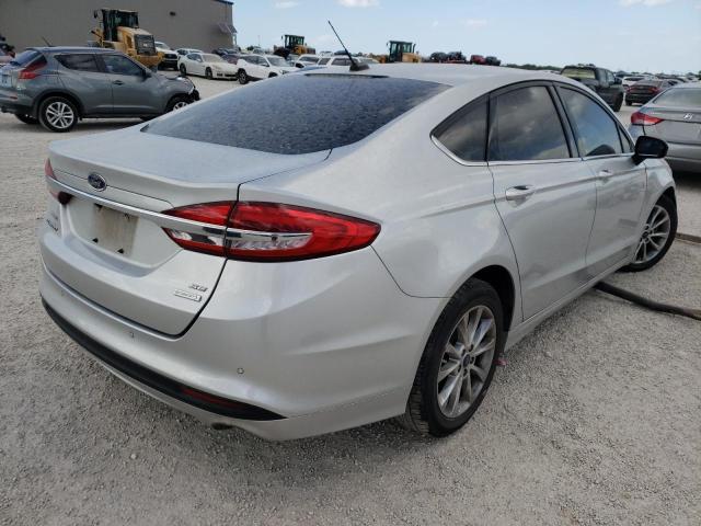Photo 4 from auction – 2017 FORD FUSION SE with VIN 3FA6P0HD2HR397449