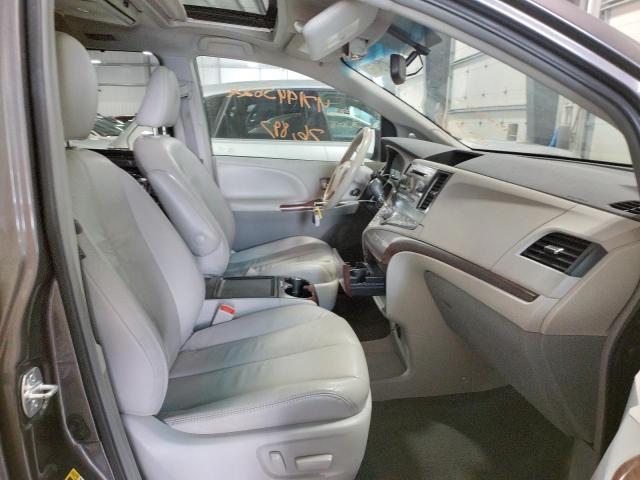 Photo 5 from auction – 2012 TOYOTA SIENNA XLE with VIN 5TDYK3DC6CS223390