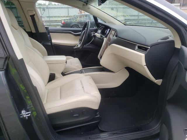 Photo 5 from auction – 2017 TESLA MODEL X with VIN 5YJXCBE23HF077356