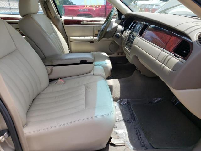 Photo 5 from auction – 2004 LINCOLN TOWN CAR E with VIN 1LNHM81W84Y669774