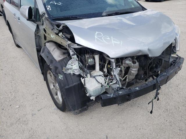 Photo 9 from auction – 2020 TOYOTA SIENNA LE with VIN 5TDKZ3DC2LS050274
