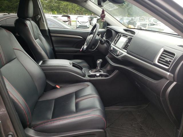 Photo 5 from auction – 2019 TOYOTA HIGHLANDER with VIN 5TDJZRFH3KS926453