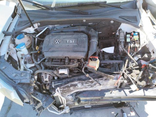 Photo 7 from auction – 2015 VOLKSWAGEN PASSAT SE with VIN 1VWBT7A37FC044776