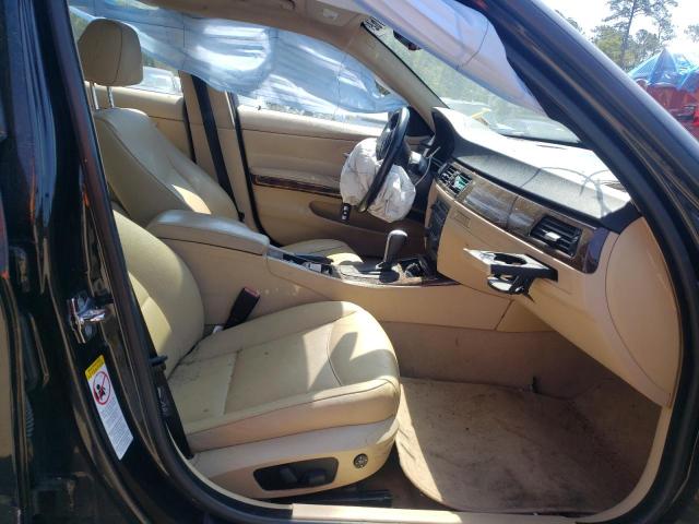 Photo 5 from auction – 2006 BMW 325 I with VIN WBAVB13526PT25565
