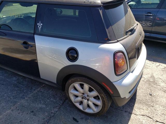 Photo 9 from auction – 2009 MINI COOPER S with VIN WMWMF735X9TX40843