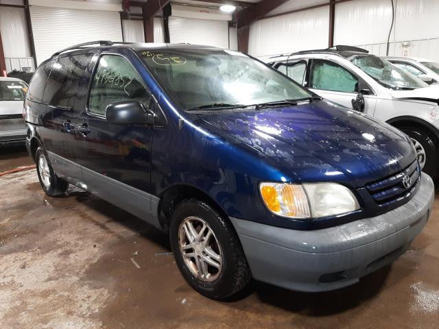 TOYOTA SIENNA LE 2002 with VIN 4T3ZF13C12U415151 - Photo from auction