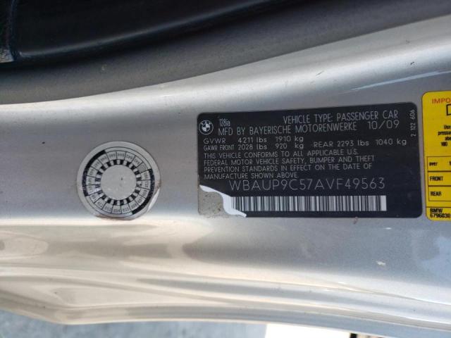 Photo 10 from auction – 2010 BMW 128 I with VIN WBAUP9C57AVF49563