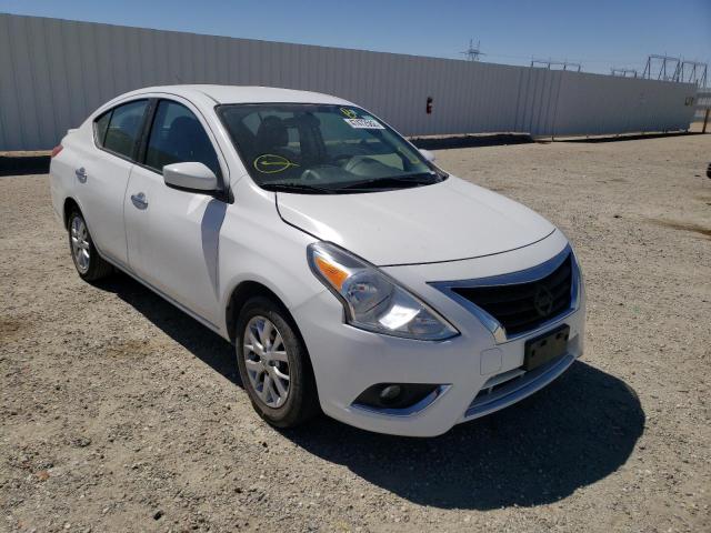 NISSAN VERSA S 2018 with VIN 3N1CN7AP4JL877312 - Photo from auction