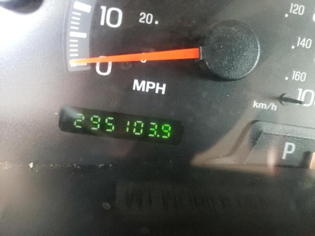 Photo 8 from auction – 2001 FORD F150 SUPER with VIN 1FTRW07L91KE40035