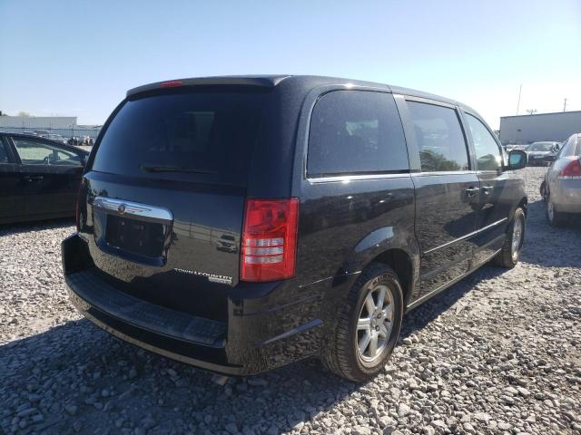 Photo 4 from auction – 2010 CHRYSLER TOWN & COU with VIN 2A4RR2D14AR415657