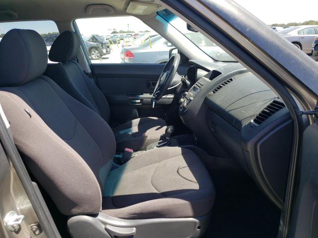 Photo 5 from auction – 2013 KIA SOUL with VIN KNDJT2A57D7606121