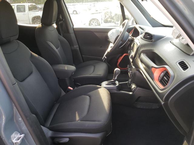 Photo 5 from auction – 2018 JEEP RENEGADE S with VIN ZACCJBAB9JPH25646
