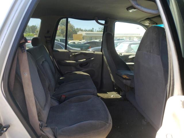 Фото 6 с аукциона – 2002 FORD EXPEDITION с VIN 1FMRU15W72LA97550