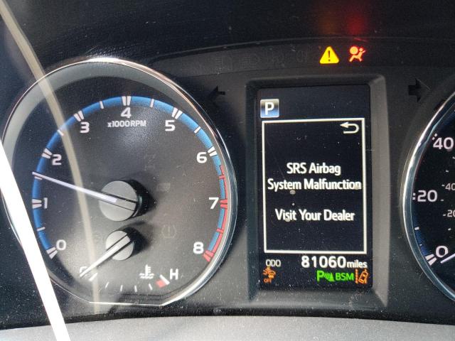 Photo 8 from auction – 2018 TOYOTA RAV4 LIMIT with VIN 2T3YFREV5JW455157
