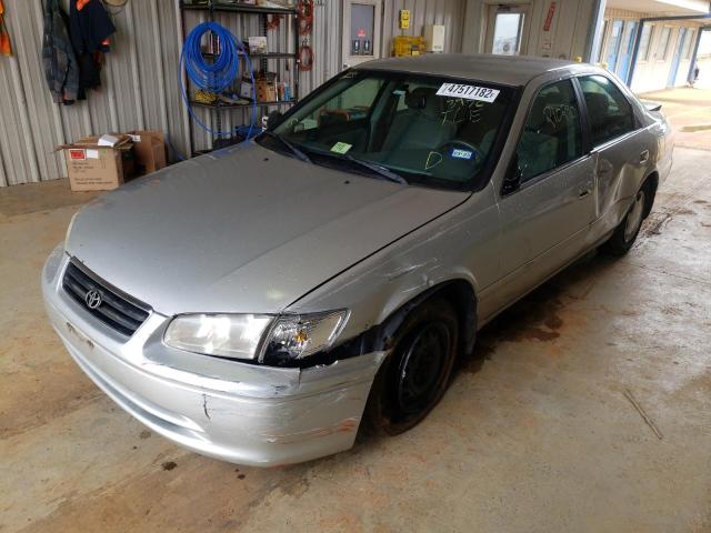 Photo 9 from auction – 2000 TOYOTA CAMRY CE with VIN 4T1BG22K4YU693976