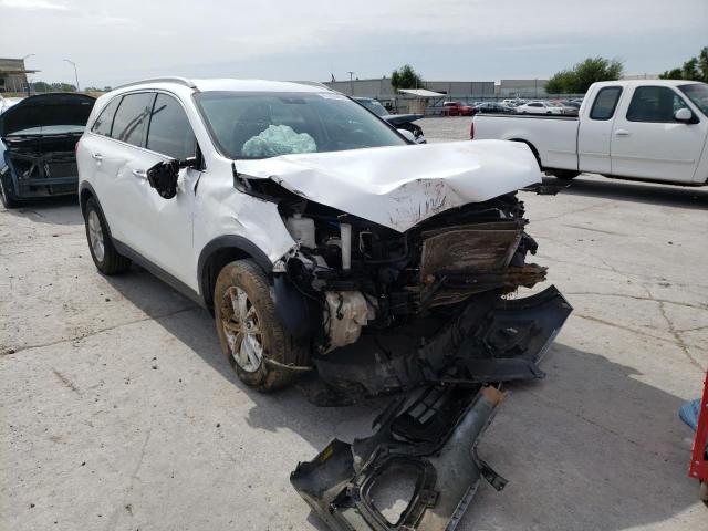 KIA SORENTO LX 2016 with VIN 5XYPG4A31GG004962 - Photo from auction