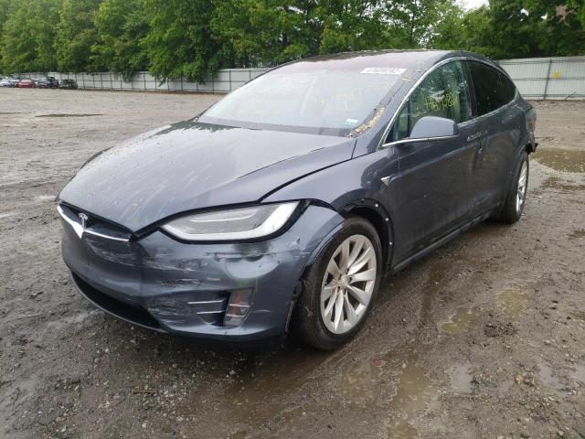 Photo 2 from auction – 2017 TESLA MODEL X with VIN 5YJXCBE23HF077356