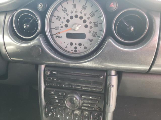 Photo 9 from auction – 2006 MINI COOPER with VIN WMWRC33566TK18486