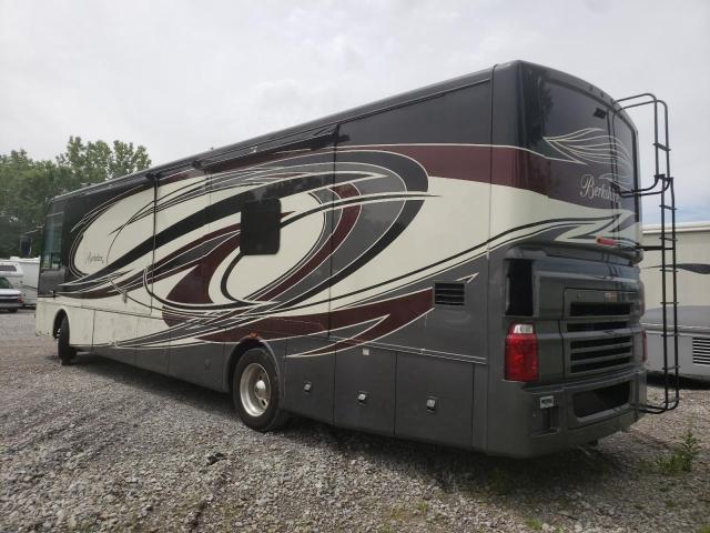 Photo 3 from auction – 2015 FREIGHTLINER CHASSIS XC with VIN 4UZAB2DT9FCGS8076
