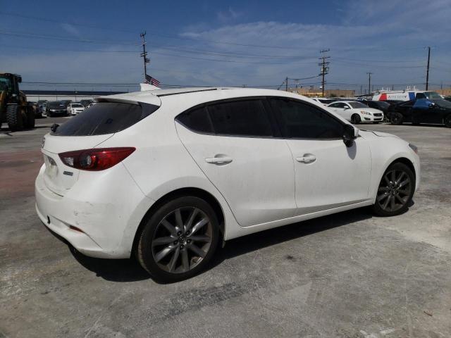 Photo 4 from auction – 2018 MAZDA 3 TOURING with VIN 3MZBN1L3XJM259869