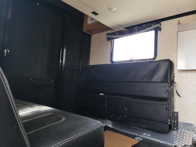 Photo 6 from auction – 2019 FORD RV with VIN 1F66F5DY8J0A14397