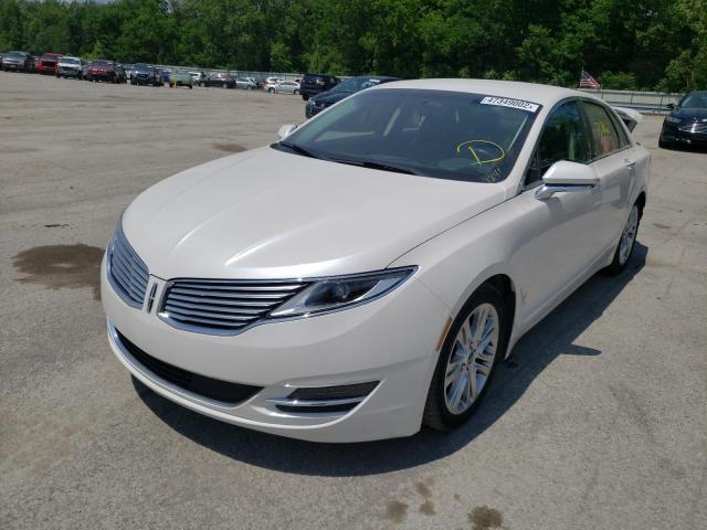 Photo 2 from auction – 2016 LINCOLN MKZ with VIN 3LN6L2J93GR601239