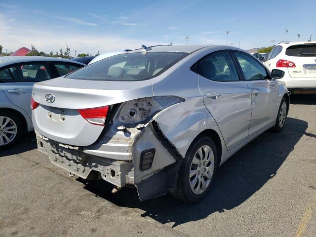 Photo 4 from auction – 2011 HYUNDAI ELANTRA GL with VIN 5NPDH4AE9BH015646