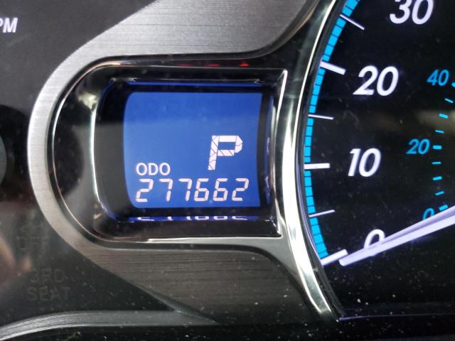 Photo 8 from auction – 2011 TOYOTA SIENNA XLE with VIN 5TDYK3DC4BS104624