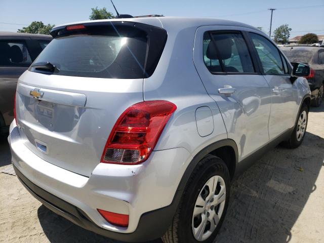 Photo 4 from auction – 2018 CHEVROLET TRAX LS with VIN 3GNCJKSBXJL241791