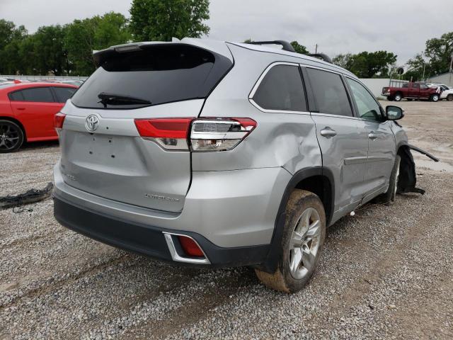 Photo 4 from auction – 2017 TOYOTA HIGHLANDER with VIN 5TDDZRFHXHS387433