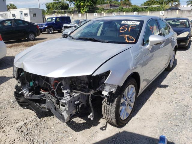 Photo 2 from auction – 2013 LEXUS ES 300H with VIN JTHBW1GG4D2008546