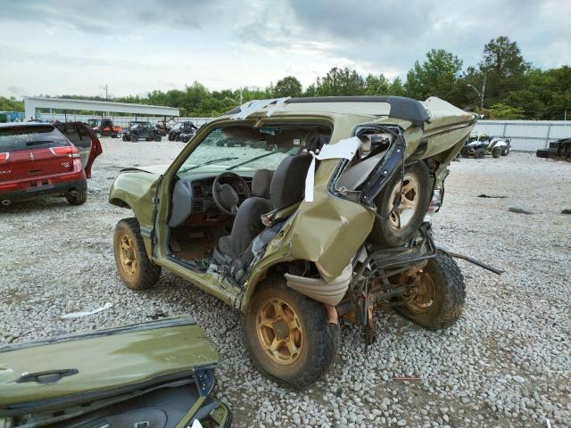 Photo 3 from auction – 2000 CHEVROLET TRACKER with VIN 2CNBJ13C8Y6949702