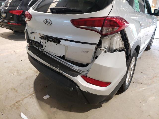 Photo 9 from auction – 2017 HYUNDAI TUCSON LIM with VIN KM8J3CA42HU374575