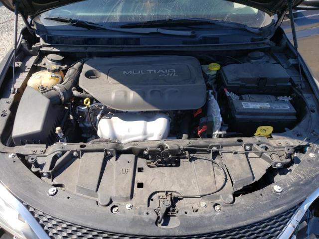 Photo 7 from auction – 2016 CHRYSLER 200 LIMITE with VIN 1C3CCCAB7GN140666