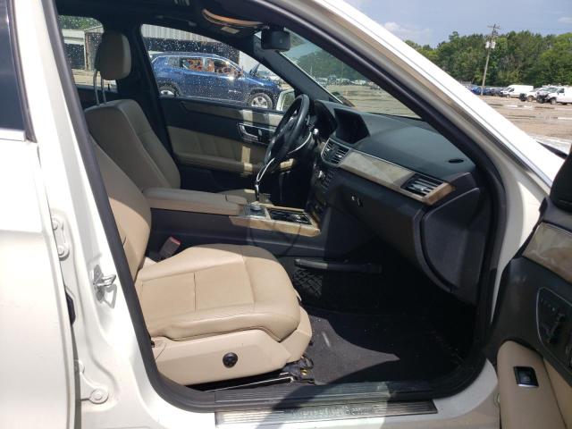 Photo 5 from auction – 2011 MERCEDES-BENZ E 350 with VIN WDDHF5GB9BA294555