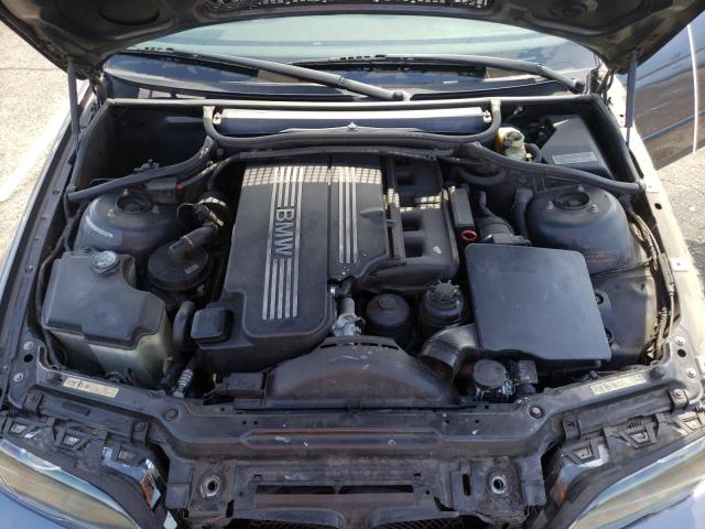 Photo 7 from auction – 2003 BMW 325 I with VIN WBAAZ33403PH32487
