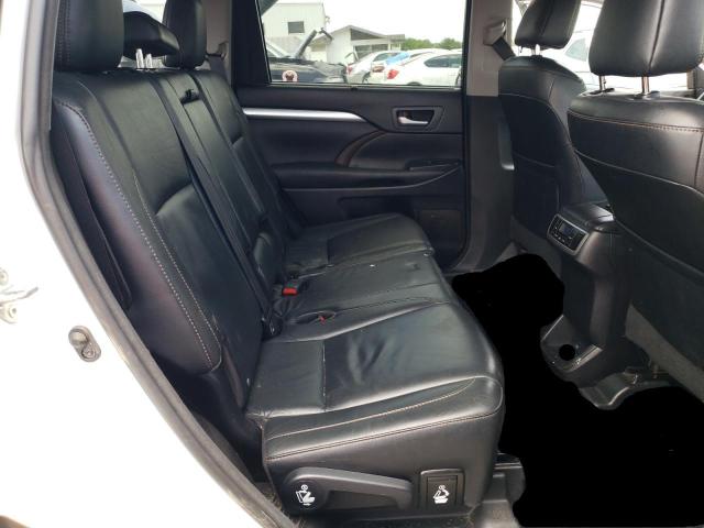 Photo 6 from auction – 2016 TOYOTA HIGHLANDER with VIN 5TDKKRFHXGS160429