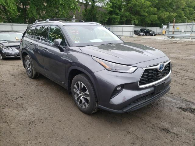 TOYOTA HIGHLANDER 2022 with VIN 5TDGBRCH5NS074730 - Photo from auction