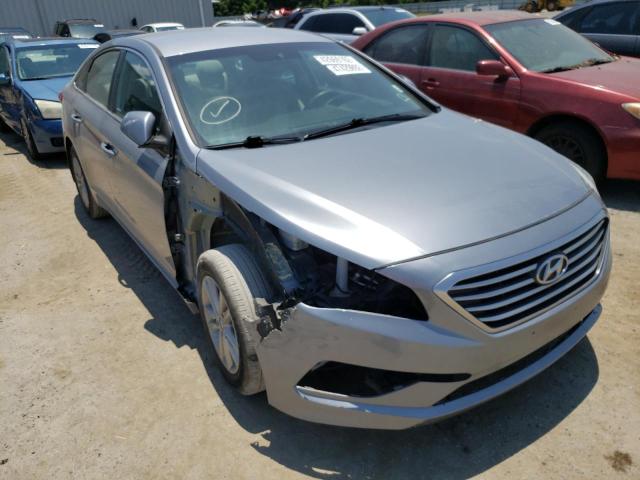 HYUNDAI SONATA SE 2015 with VIN 5NPE24AF6FH159367 - Photo from auction