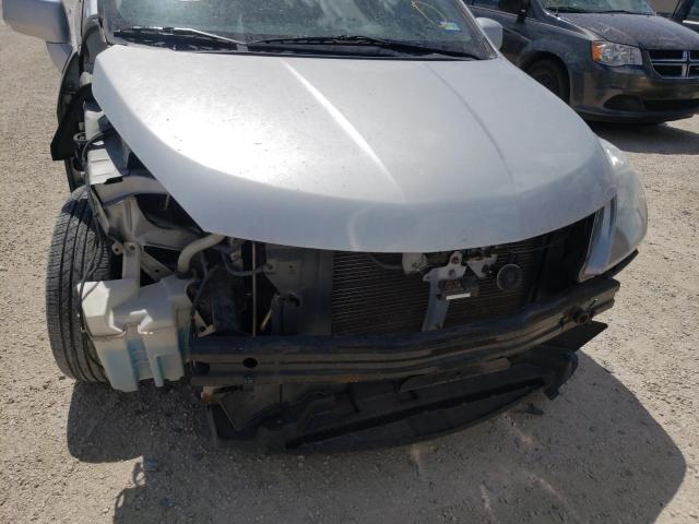 Photo 9 from auction – 2010 NISSAN VERSA S with VIN 3N1BC1AP2AL383741