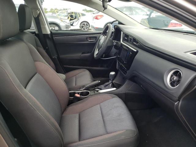 Photo 5 from auction – 2017 TOYOTA COROLLA with VIN 5YFBURHE3HP585191