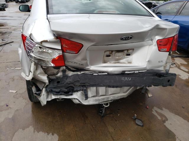 Photo 9 from auction – 2010 KIA FORTE EX with VIN KNAFU4A29A5839152
