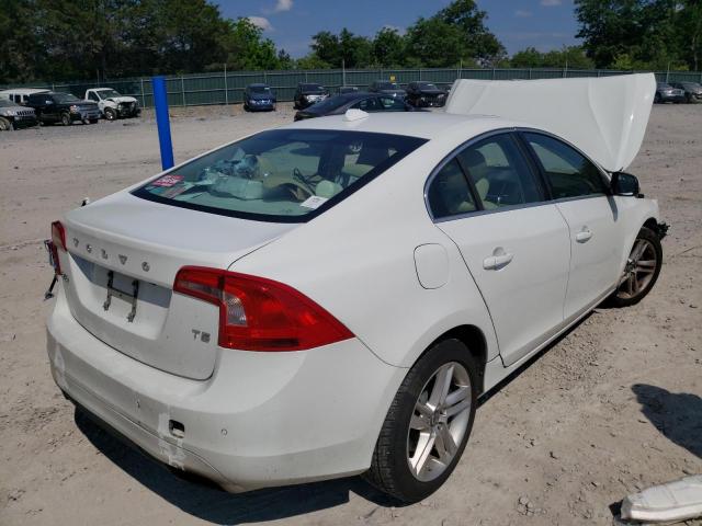 Photo 4 from auction – 2015 VOLVO S60 PREMIE with VIN YV126MFK2F1338570