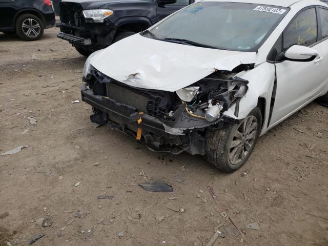 Photo 9 from auction – 2016 KIA FORTE LX with VIN KNAFX4A66G5561829