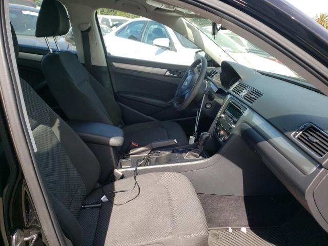 Photo 5 from auction – 2014 VOLKSWAGEN PASSAT S with VIN 1VWAP7A37EC008343
