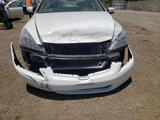 Photo 9 from auction – 2004 HONDA ACCORD EX with VIN JHMCM56844C011906