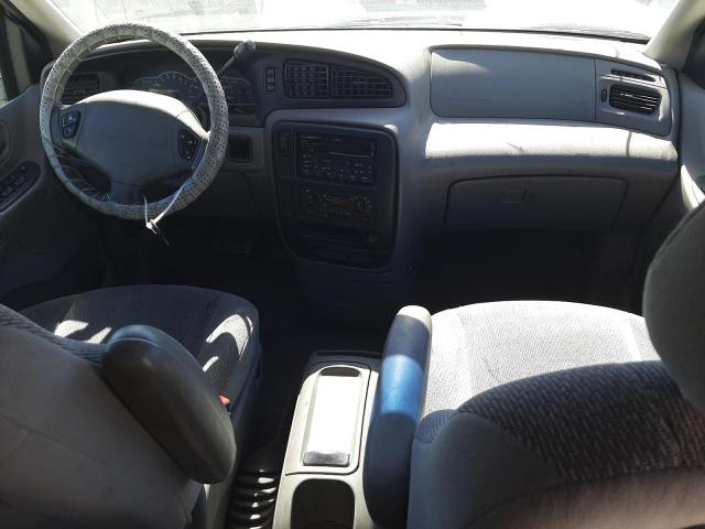 Photo 9 from auction – 2000 FORD WINDSTAR S with VIN 2FMZA524XYBA33093